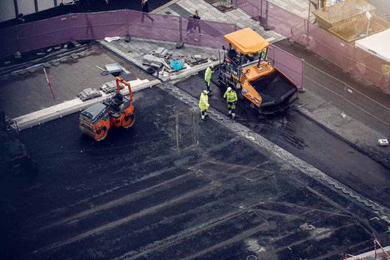 sikker byggarbeidsplass med HMS/KS