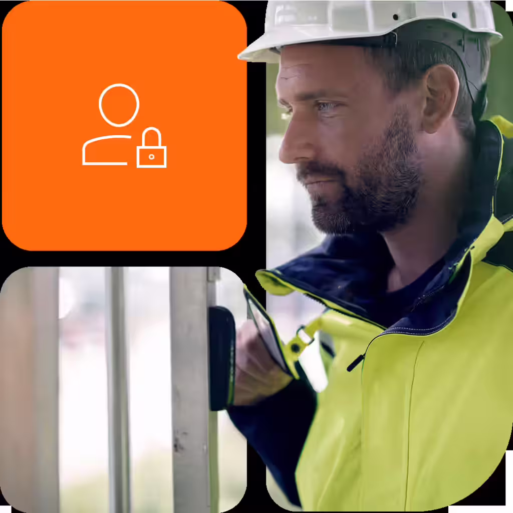 Bygningsarbeider bruker HMS-kort for å få adgang gjennom rotasjonsgrind via Kontrollboks 400