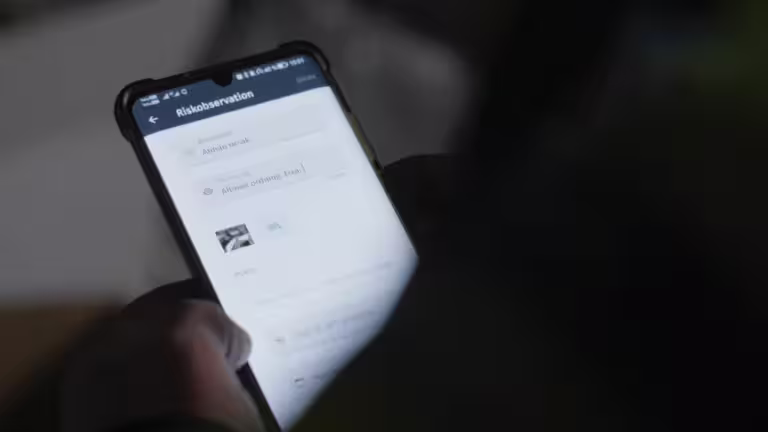 surfplatta som visar KMA-verktyget Infobric Field