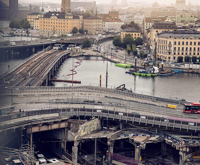 Bilpolicy för fordon på vägen