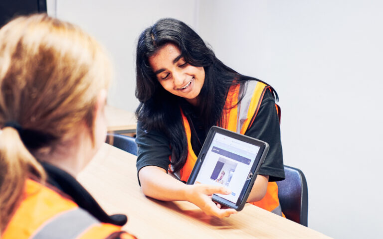 Workforce Woman with an ipad